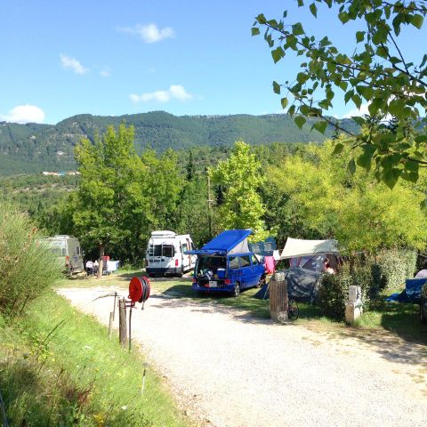 Pitch - Comfort package - One car / tent, caravan or camper + 6A electricity