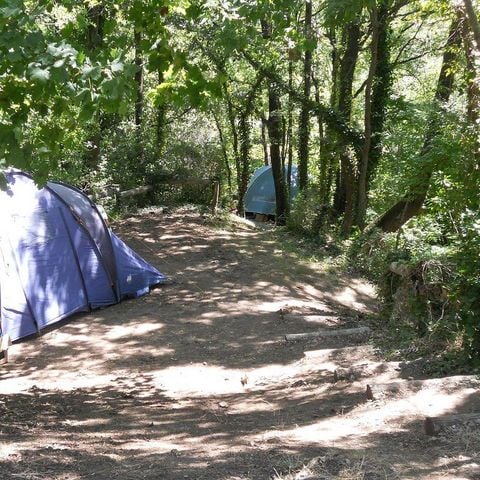 Pitch - Cycling holiday package, including electric bikes – one tent and one bike