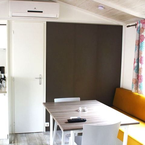 Mobilhome 6 personnes - S2200 - CLIM - DRAPS - MENAGE FINAL