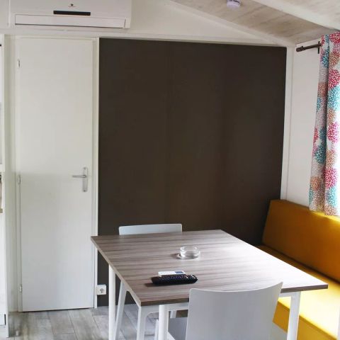 BUNGALOW 6 personas - Luxe 4/6 pers. climatizadas (aprox. 45 m² incluyendo terraza)