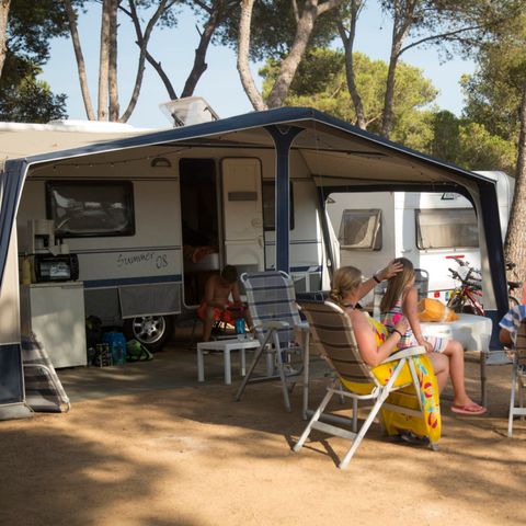 EMPLACEMENT - Standard tente ou caravane ou camping-car