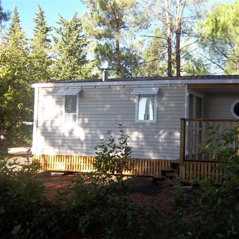 BUNGALOW 6 personnes - 784T