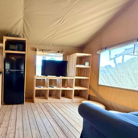 Canvas and wooden tent 5 persons - Illa Roja Shop