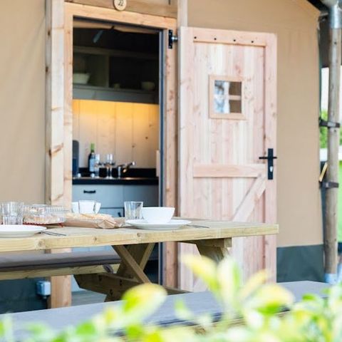 TIENDA DE LONA Y MADERA 2 personas - Tienda Safari - Max. 2 pax