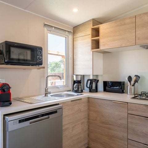 BUNGALOW 6 personnes - Mobil-home | Premium | 3 Ch. | 6 Pers. | Terrasse surélevée | Clim. | TV