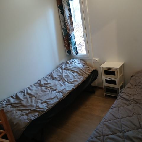 CHALET 4 people - Chalet Standard 40m² - 2 bedrooms + TV + Covered terrace - Air conditioning