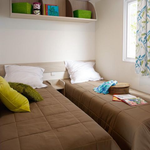 Mobile home 6 persons - Standard 32m² (3 bedrooms) + terrace 10m² + TV | 6 people