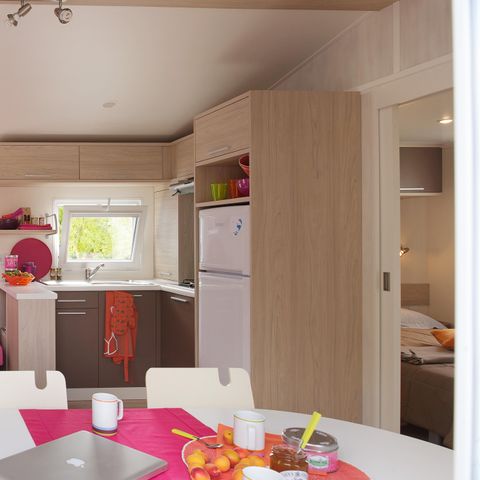 Mobilheim 6 personen - Confort 32m² (3 Zimmer) + halbüberdachte Terrasse 10m² + TV | 6 Personen