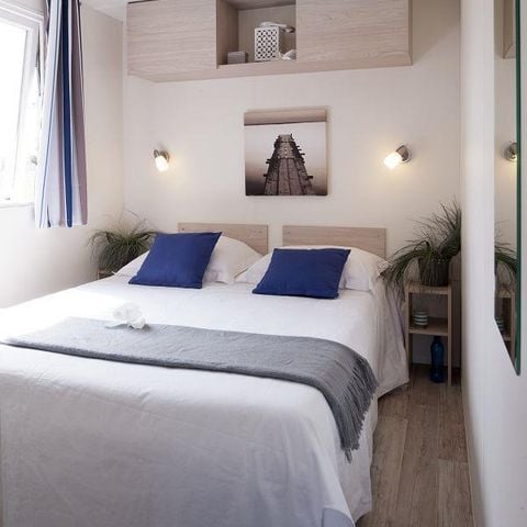 Stacaravan 4 personen - Standaard 25m² (2 kamers) + terras 6m² tot 10m² + TV | 4 personen