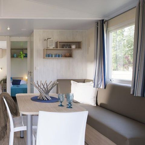 Stacaravan 4 personen - Standaard 25m² (2 kamers) + terras 6m² tot 10m² + TV | 4 personen