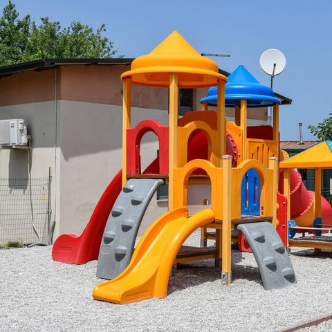 Butterfly Camping Village - Camping Vérone - Image N°3