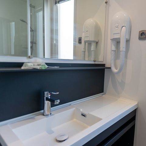 MOBILHOME 4 personnes - Mobil home Cagna - 2 chambres - 2 salles de bains + tv