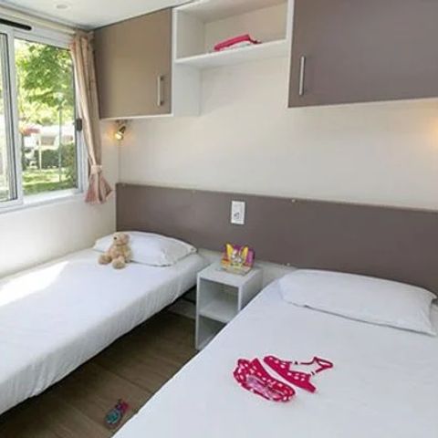 MOBILE HOME 4 people - Classic | 3 Bedrooms | 4 Pers. | Single terrace | Air-con.