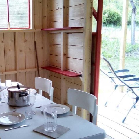 Chalet 4 Personen - Cabane Lodge 35 m² auf Holzboden (35 m² mit Terrasse)