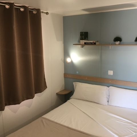 STACARAVAN 5 personen - 2 kamers 4 volwassenen + 1 kind