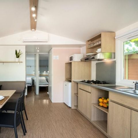 BUNGALOW 5 personnes - Bungalow 3 Pièces 4/5 Personnes Climatisé + TV (4 adultes + 1 bébé - 2 ans)