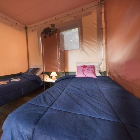 TENTE 4 personnes - Cyrus - Sans sanitaires, sans évier