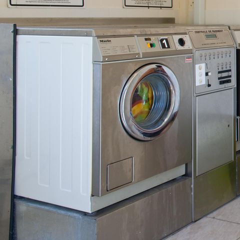 PIAZZOLA - Piazzola + 10 A di elettricità + 1 veicolo + tenda o roulotte