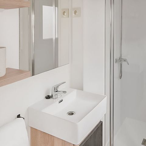 MOBILHOME 4 personnes - bora bora