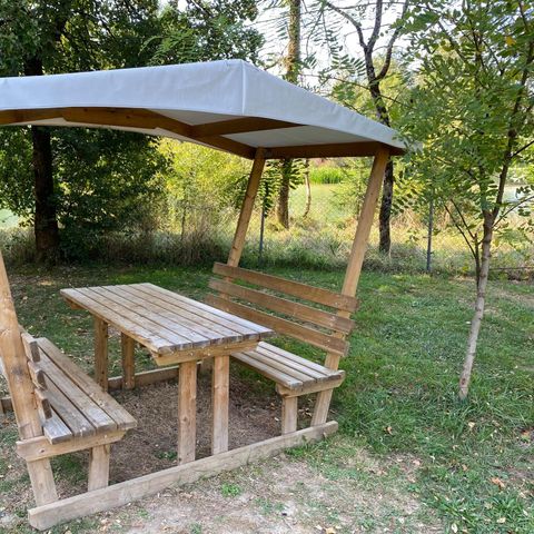 Kampeerplaats - Kampeerplaats "Premium Comfort" 2/6 pers