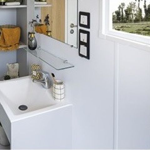 STAANPLAATS - Prive sanitaire standplaats 2/6 pers