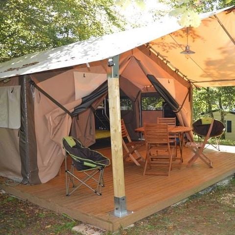 Tente en toile et en bois 5 personnes - LODGE VICTORIA sans sanitaires