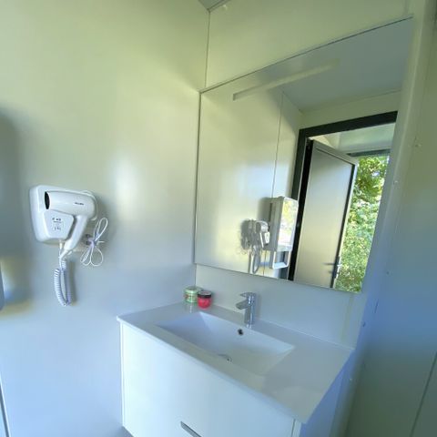 STAANPLAATS - Prestige standplaats met privé sanitair