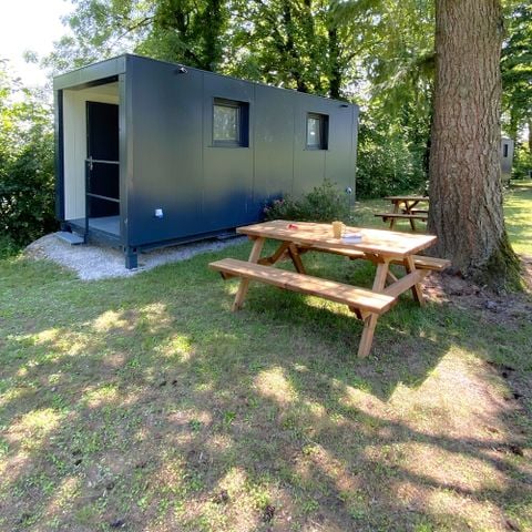 PLOT - Prestige pitch with private sanitary facilities