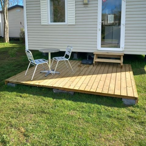 Stacaravan 2 personen - Privilège 1 slaapkamer - Onoverdekt terras - 21 m2