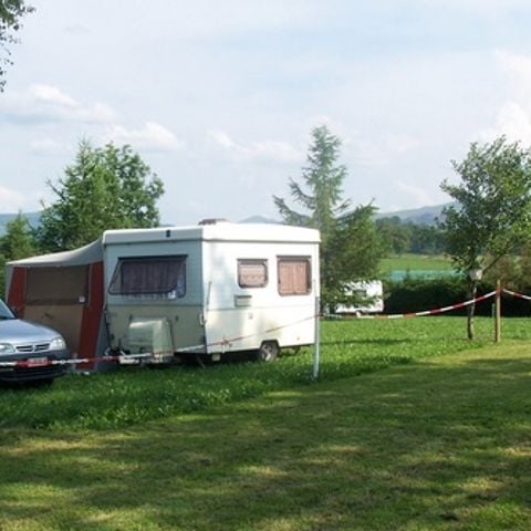 CARAVAN 2 people - with awning without sanitary facilities