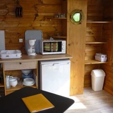Bungalow 4 personen - POD + Chalet Küche ohne Sanitäranlagen (Haustiere verboten) 2 Erwachsene + 2 Kinder