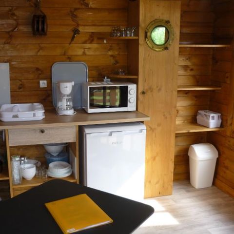 BUNGALOW 4 people - POD + kitchen chalet without sanitary facilities (Pets not allowed) 2 adults + 2 children