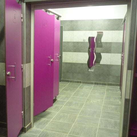 BUNGALOW 4 personnes - POD + chalet cuisine sans sanitaires (Animaux interdits) 2 adultes + 2 enfants