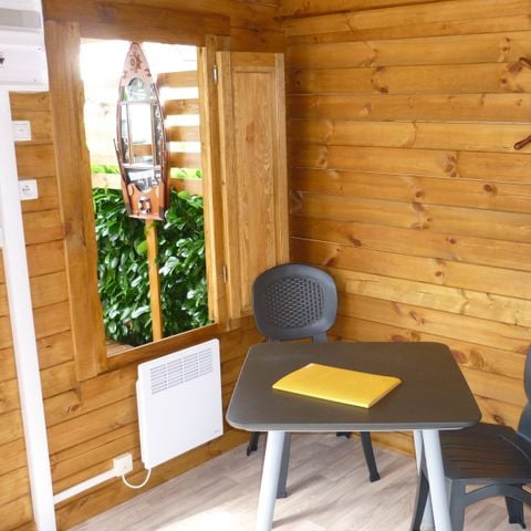 Bungalow 4 personen - POD + Chalet Küche ohne Sanitäranlagen (Haustiere verboten) 2 Erwachsene + 2 Kinder