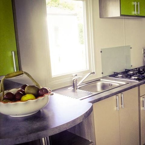 Mobilheim 5 Personen - 36 m2 - maxi premium - überdachte Terrasse