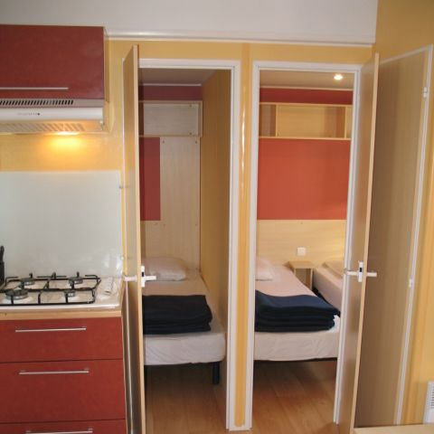 MOBILHOME 6 personnes - STANDARD TITANIA + TV Dimanche