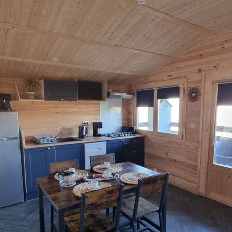 CHALET 5 personnes - 74 Chalet Les Bleuets 40m² Terrasse couverte + télévision + Lave vaisselle 1/5 pers