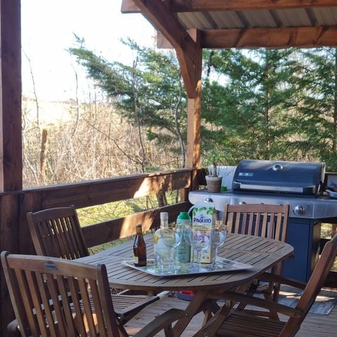 CHALET 5 personnes - 74 Chalet Les Bleuets 40m² Terrasse couverte + télévision + Lave vaisselle 1/5 pers