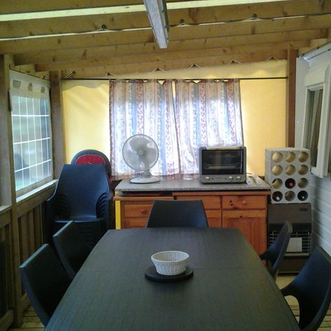 BUNGALOW 6 personnes - Résidence RIVIERA 40m2 (2 salle de bains) +clim + LAVE LINGE ET LAVE VAISSELLE+TERRASSE COUVERTE
