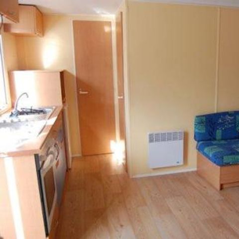 Stacaravan 4 personen - 21 Résidence La Capucine 29m2 overdekt terras + vaatwasser + televisie 1/4 pers.