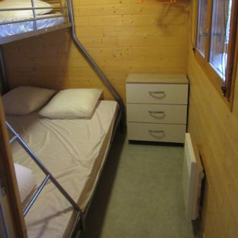 Chalet 5 Personen - 14 Chalet IRIS 45m² mit Fernseher + Geschirrspüler + überdachte Terrasse 1/5 Pers.