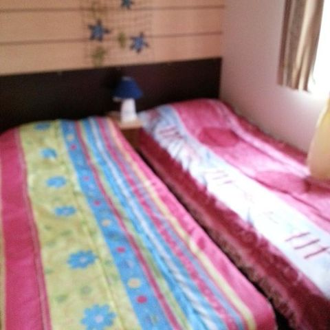 MOBILE HOME 6 people - 58 Résidence Châtaigne 32m2 3 bdrms + dishwasher + TV + reversible air conditioning 1/6 pers