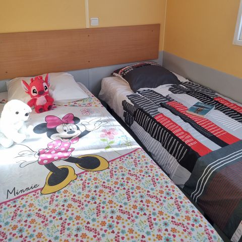MOBILE HOME 6 people - 58 Résidence Châtaigne 32m2 3 bdrms + dishwasher + TV + reversible air conditioning 1/6 pers