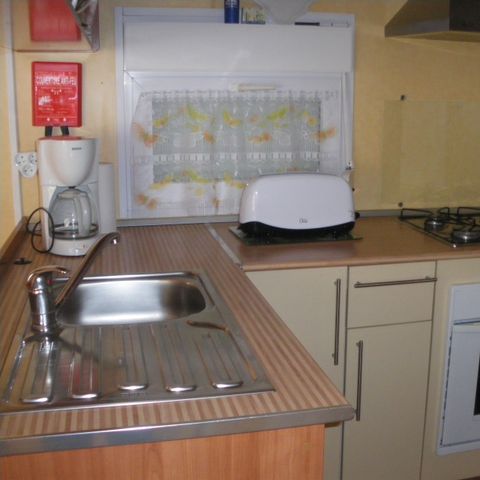 Mobilheim 6 Personen -  63 Résid de la FORÊT Überdachte Terrasse, Geschirrspüler + Klimaanlage + Fernseher 1/6 Pers.