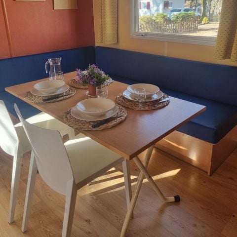 Stacaravan 4 personen -  71 Résidence les chênes + Overdekt terras +Televisie 1/4 pers
