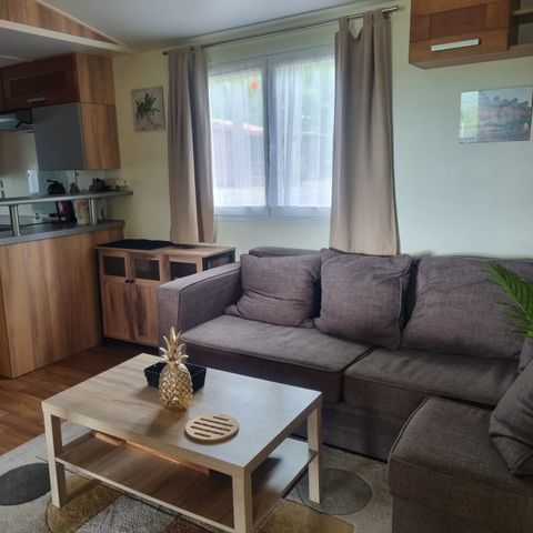 Mobilheim 4 Personen - 30 „Residence Le Lavandier“, 32 m², überdachte Terrasse, Fernseher + Geschirrspüler + Klimaanlage