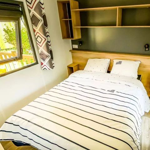 Mobilheim 6 Personen - Cottage CONFORT PREMIUM 4 Zimmer 6 Personen + TV 2sdb