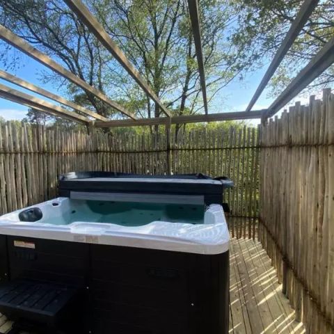 Mobilheim 4 Personen - Lodge SERENITY-PREMIUM 3-Zimmer-Wohnung 4 Personen + SPA + TV