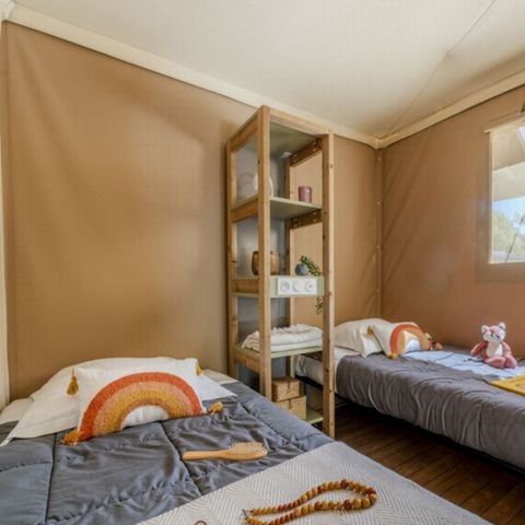 Tent 4 persons - Tent Lodge Cristal 4 p 2 Ch 1 Sdb *** (in French)