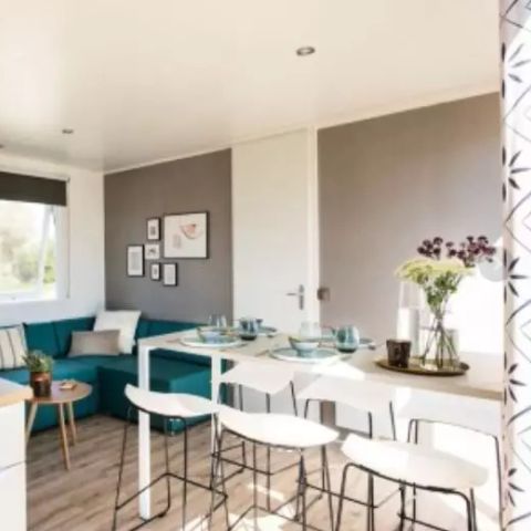 Stacaravan 6 personen - Vakantiehuis Rubis 4 kamers 6 personen 2 badkamers****